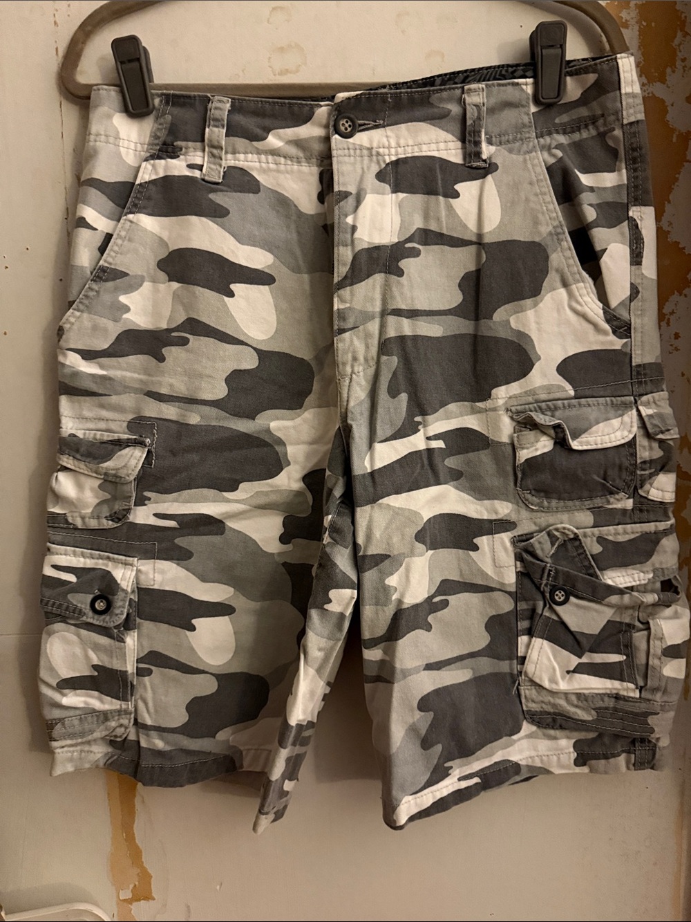 OP Men's Cargo Shorts in Gray Camo